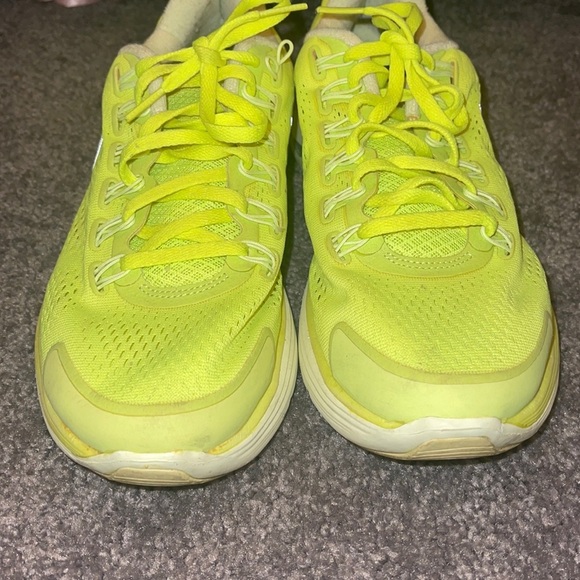 Nike Lunarlon dynamic support sneakers - Picture 2 of 8